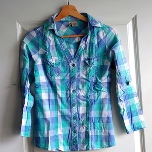 Plaid v-neck button up shirt